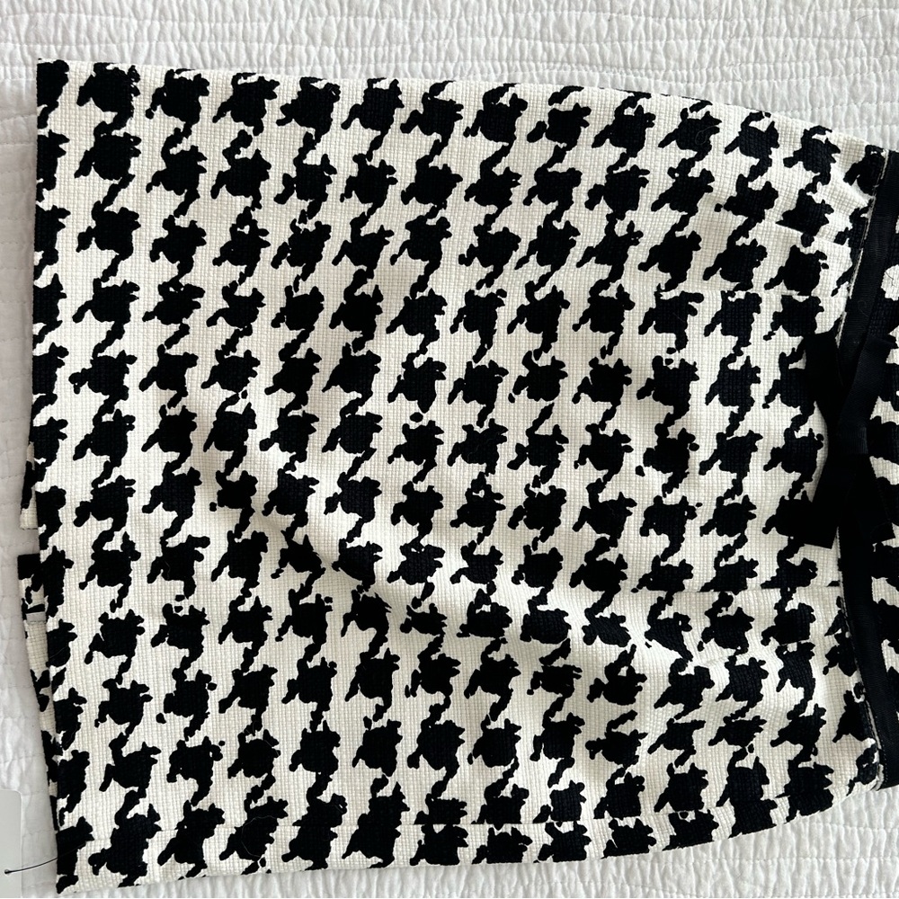 Kate Spade Houndstooth skirt size 6